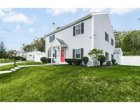 16 Oakview St, Worcester, MA 01605 photo 3