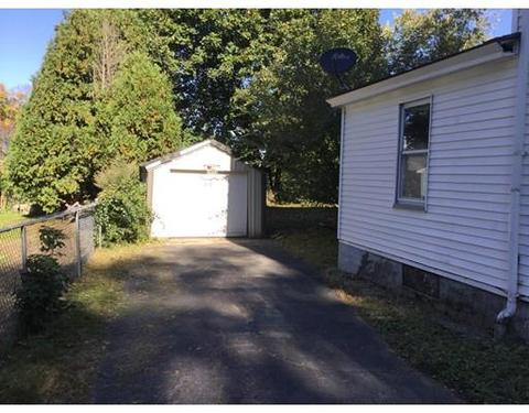 28 Joyce St, Webster, MA 01570 photo 4