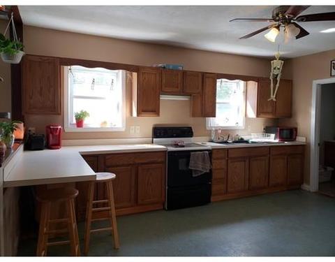 28 Joyce St, Webster, MA 01570 photo 10