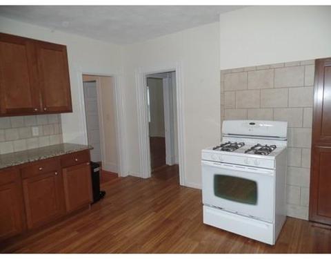 42 Pearl St, Everett, MA 02149 photo 8
