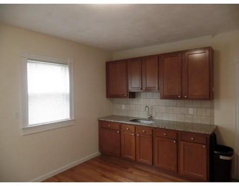 42 Pearl St, Everett, MA 02149 photo 4