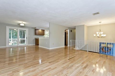 8 Rustic Ln, Reading, MA 01867 photo 8