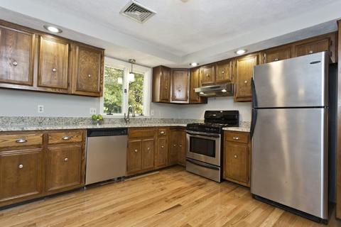 8 Rustic Ln, Reading, MA 01867 photo 15