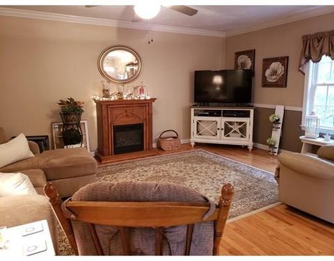 25 3rd St #F, Webster, MA 01570 photo 4