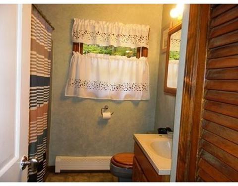 20 School House Rd, Phillipston, MA 01331 photo 6
