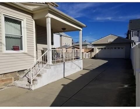 824 County St, Fall River, MA 02723 photo 4