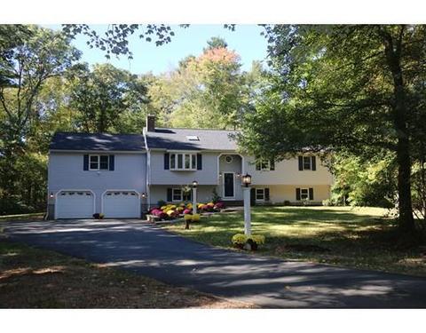875 Pine St, Raynham, MA 02767 photo 1