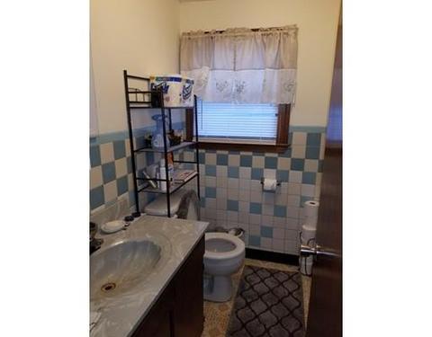 627 Grinnell St, Fall River, MA 02721 photo 12