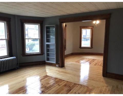 58 Tower St, Worcester, MA 01606 photo 3
