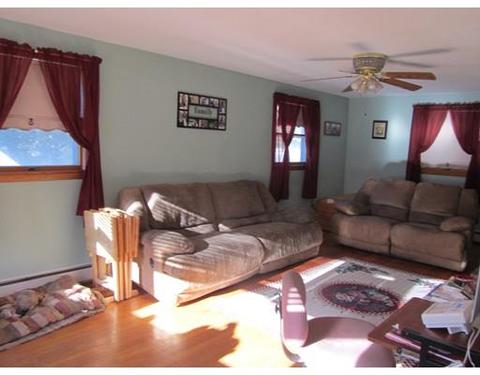 74 Wayside Rd, Worcester, MA 01605 photo 4
