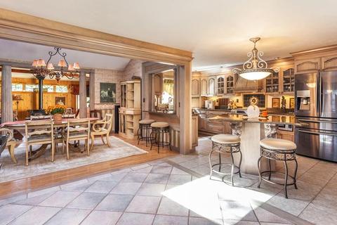 301 Simons Narrows Rd, Mashpee, MA 02649 photo 9