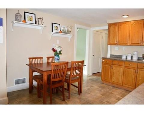 29 Walter Rd, Danvers, MA 01923 photo 3