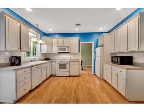 24 Quaker Rd, Worcester, MA 01602 photo 5