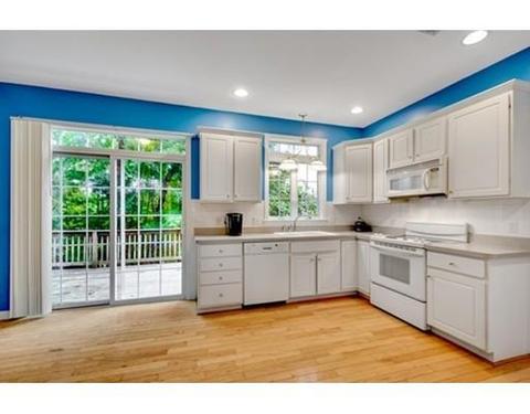 24 Quaker Rd, Worcester, MA 01602 photo 2