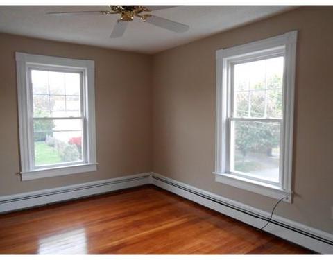 20 Lawrence Rd, Chicopee, MA 01013 photo 14