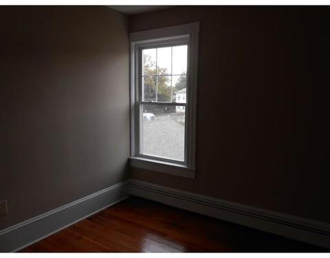 20 Lawrence Rd, Chicopee, MA 01013 photo 16
