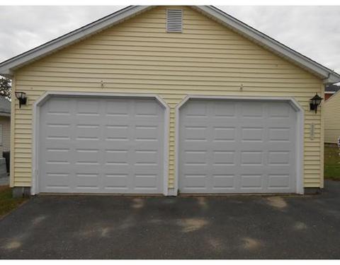 20 Lawrence Rd, Chicopee, MA 01013 photo 2