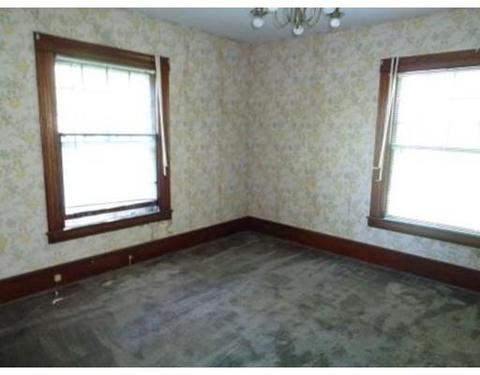 279 Pine, Springfield, MA 01105 photo 8
