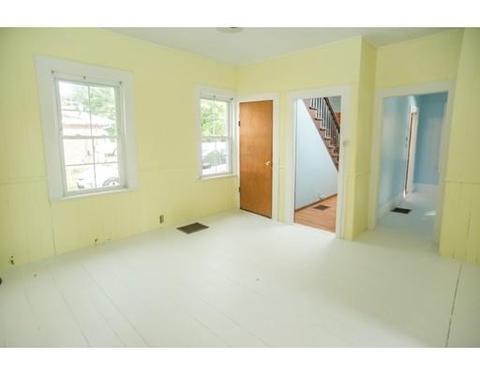 87 Ferry St, Easthampton, MA 01027 photo 10