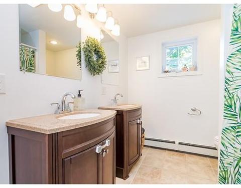 46 Rhodes Cir, Hingham, MA 02043 photo 10