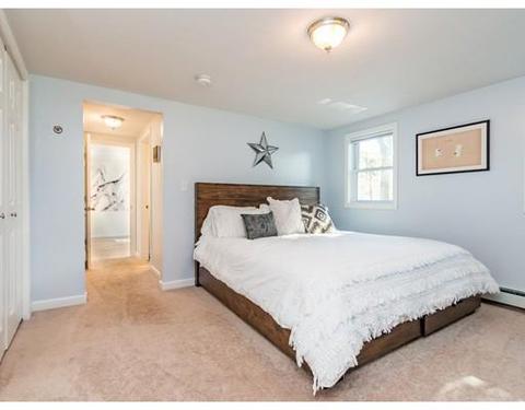 46 Rhodes Cir, Hingham, MA 02043 photo 12