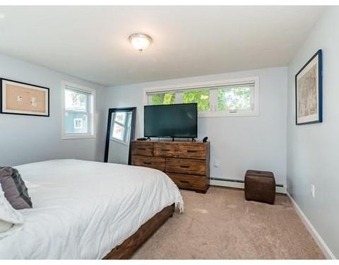 46 Rhodes Cir, Hingham, MA 02043 photo 11