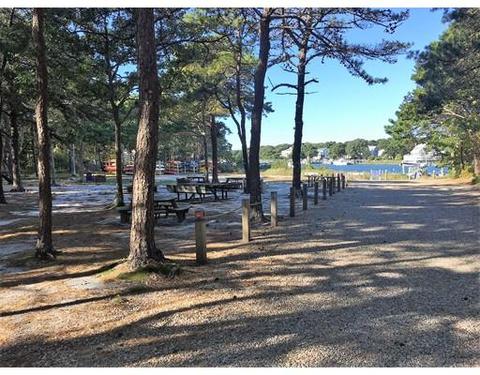 39 Nehoiden Rd, Mashpee, MA 02649 photo 9