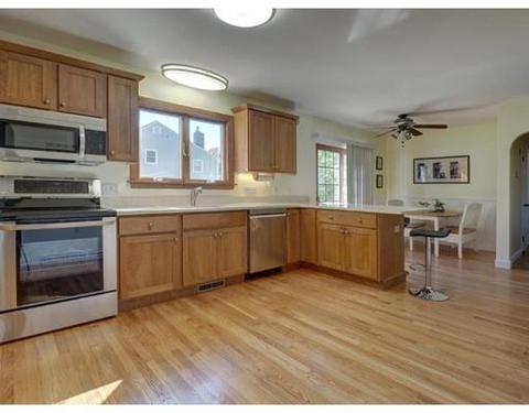 2 Moore St, Natick, MA 01760 photo 3