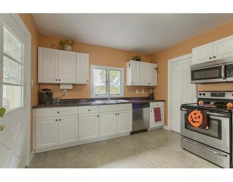 38 Elm St #1, Webster, MA 01570 photo 11