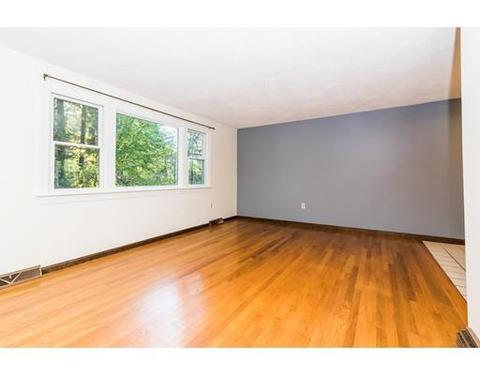 36 Spaulding St, Townsend, MA 01469 photo 9