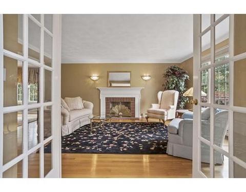2 Eagle Dr, North Reading, MA 01864 photo 4