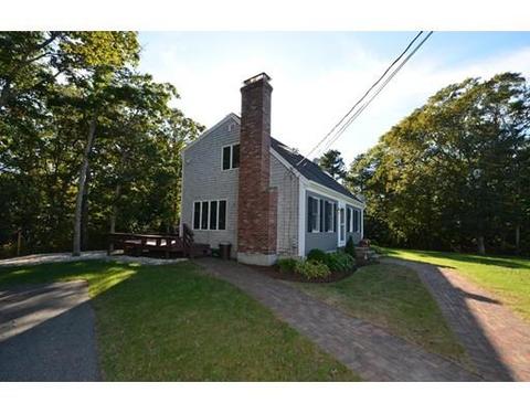 12 Ashumet Rd, Mashpee, MA 02649 photo 3