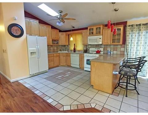 353 Renaud St, Fall River, MA 02721 photo 7