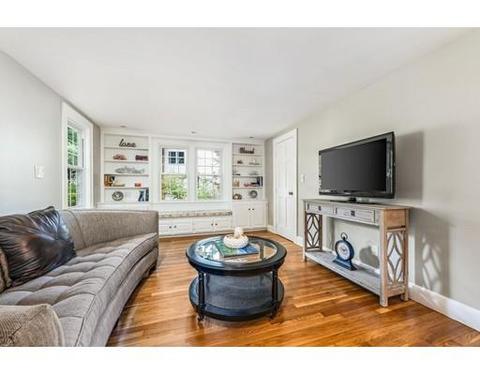 13 Forest Ln, Hingham, MA 02043 photo 7