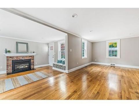 13 Forest Ln, Hingham, MA 02043 photo 3