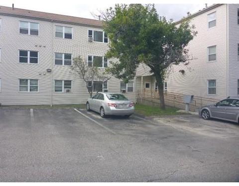 5 E Kendall St #2D, Worcester, MA 01605 photo 2