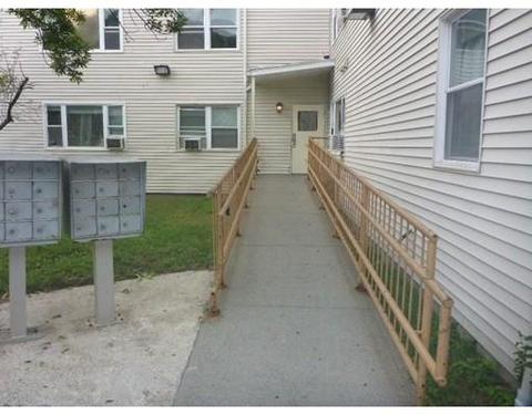 5 E Kendall St #2D, Worcester, MA 01605 photo 4