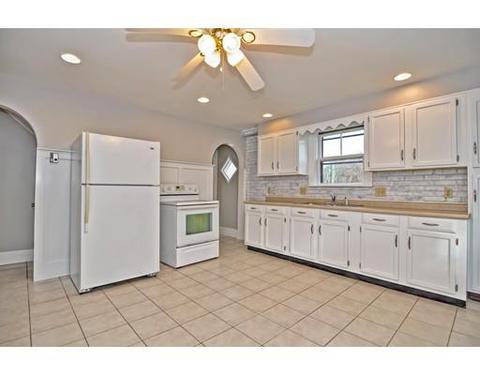 282 Sutton St, Northbridge, MA 01534 photo 8