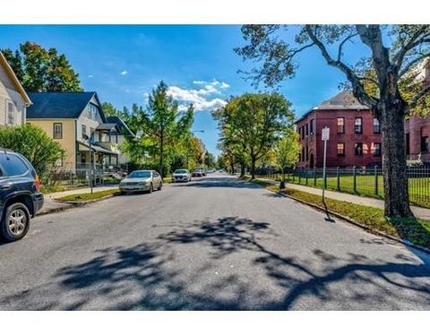 141 Sherman St, Springfield, MA 01109 photo 8