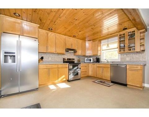 10 Terry Dr, Randolph, MA 02368 photo 8