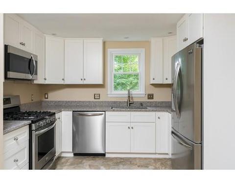 30 Summit Ave, Braintree, MA 02184 photo 1
