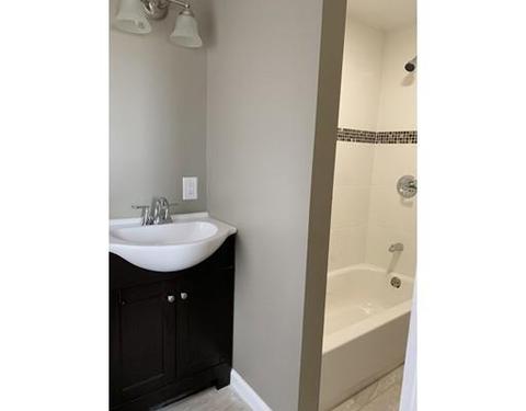 101 Oak St, Springfield, MA 01151 photo 8