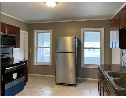 101 Oak St, Springfield, MA 01151 photo 3