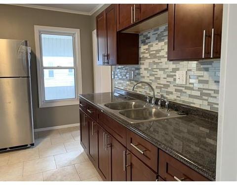 101 Oak St, Springfield, MA 01151 photo 17