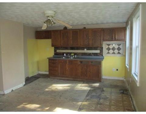 4 First St, Webster, MA 01570 photo 8