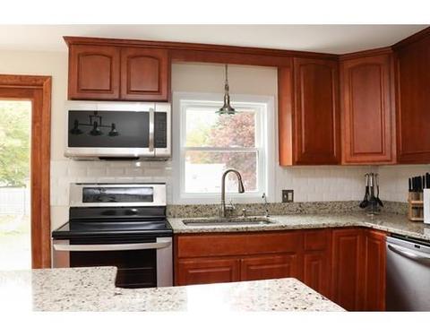 28 Southern Rd, Springfield, MA 01129 photo 2