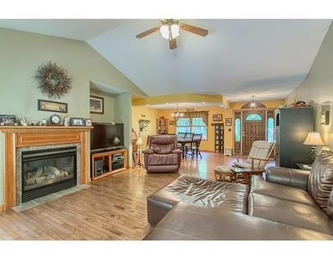 847 Old Keene Rd, Athol, MA 01331 photo 4