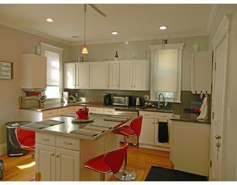 9 Trinity Ave, Lynn, MA 01902 photo 8