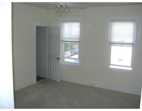 2 Bourne St, Worcester, MA 01606 photo 30