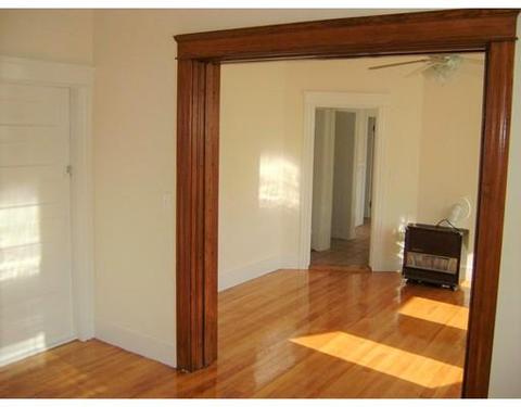2 Bourne St, Worcester, MA 01606 photo 23